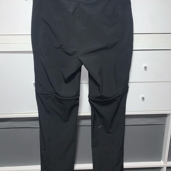 The North Face Zip-off Roll Capris to pants 10 - Picture 9 of 9